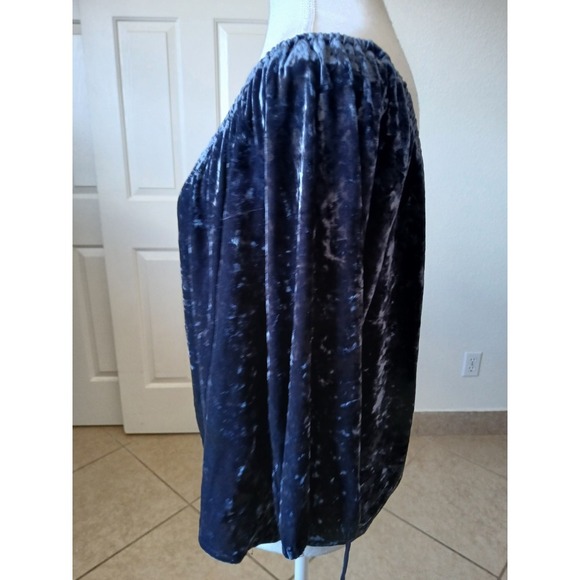 American Eagle Top Off the Shoulders Navy Velvet Ties Womens Size Medium Peasant - Picture 5 of 15